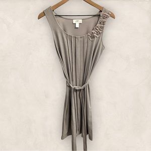 LOFT XS Gray Floral detail dress EUC